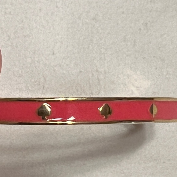 Kate Spade Spot The Spade Pink Enamel Hinged Bangle - Picture 7 of 7